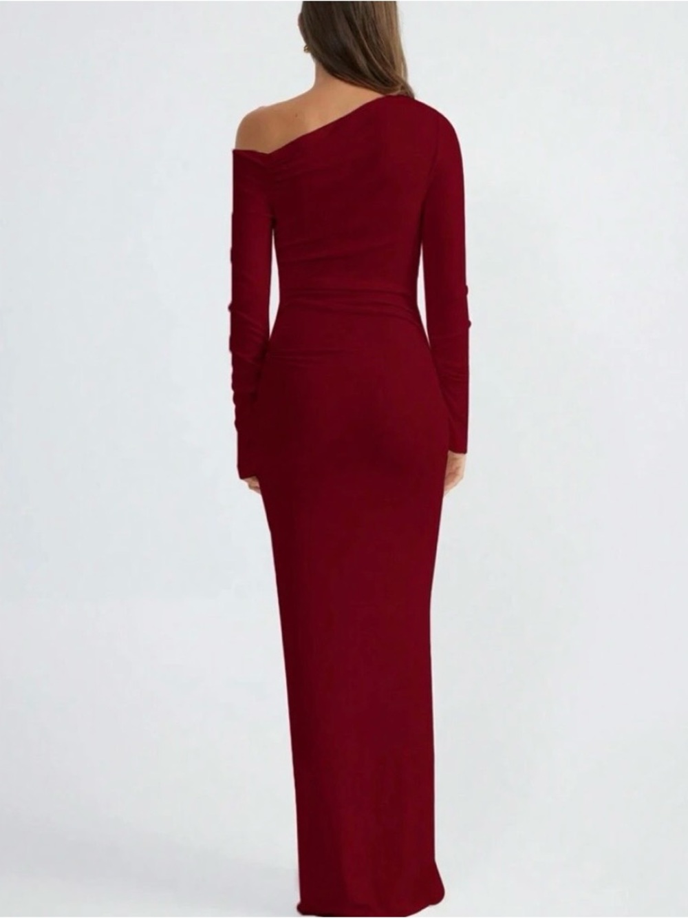 Asymmetrical One-Shoulder Long Sleeve Bodycon Dress in Deep Red - Picture 3 of 3